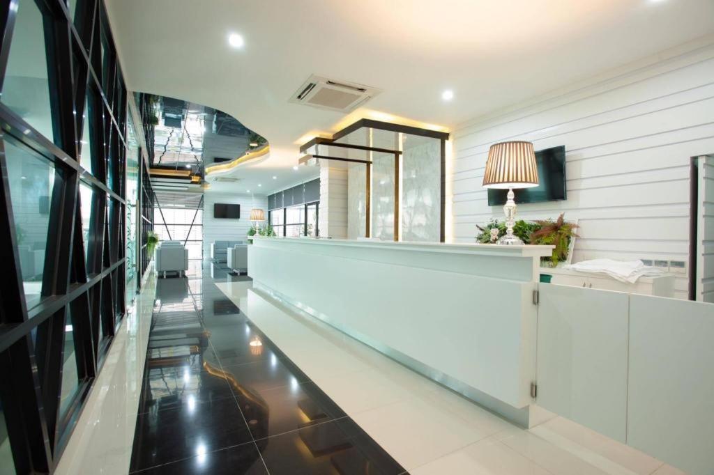 Thanburi Hotel Udon Thani Exterior foto