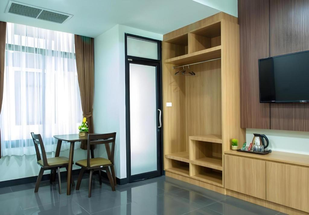 Thanburi Hotel Udon Thani Exterior foto