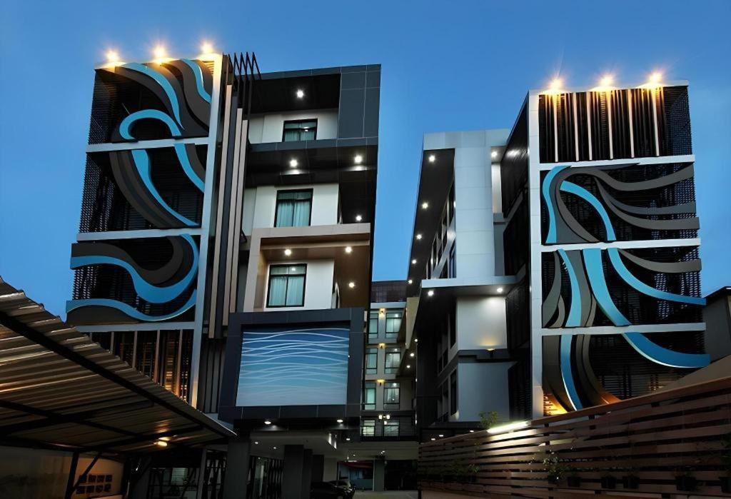 Thanburi Hotel Udon Thani Exterior foto